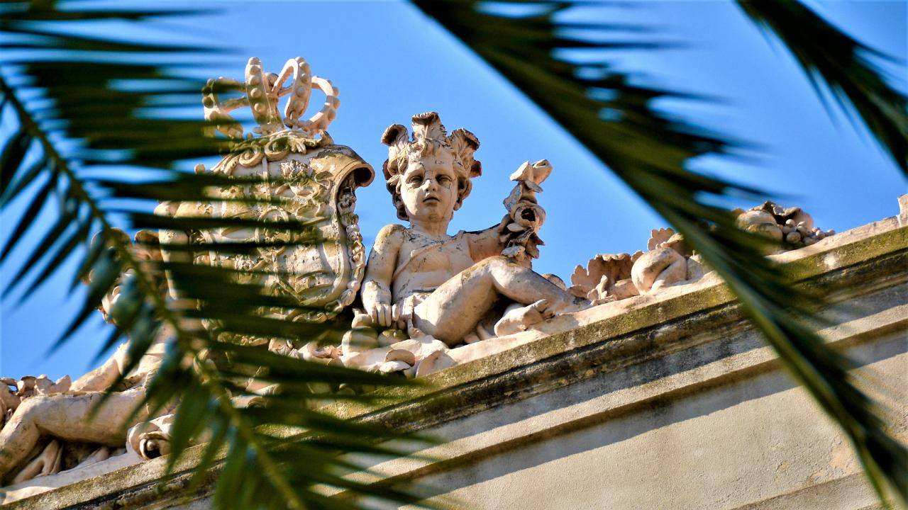 Discovery Walk: Barcelona’s Ciutat Vella - secret alleys and ruins