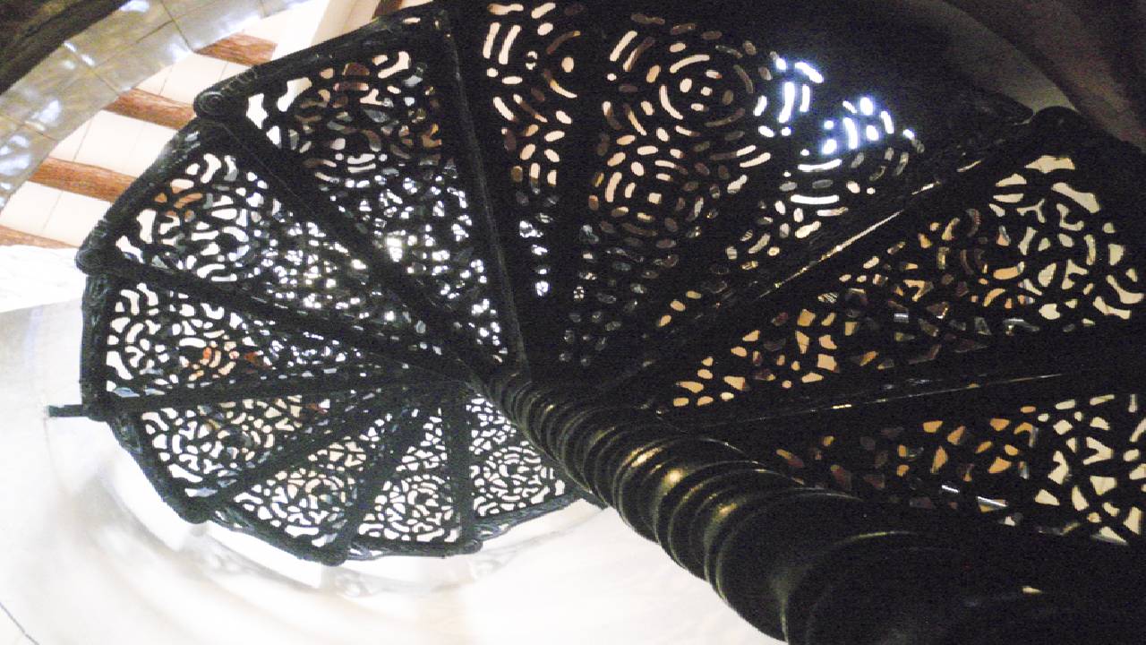 Self-guided discovery walk Faro: a journey of history, nature and breathtaking scenery