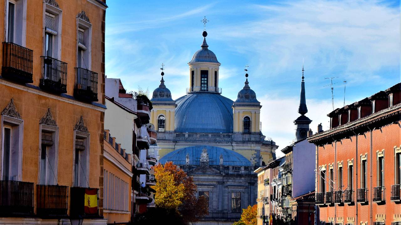 Discovery Walk in Madrid: grand & majestic secrets