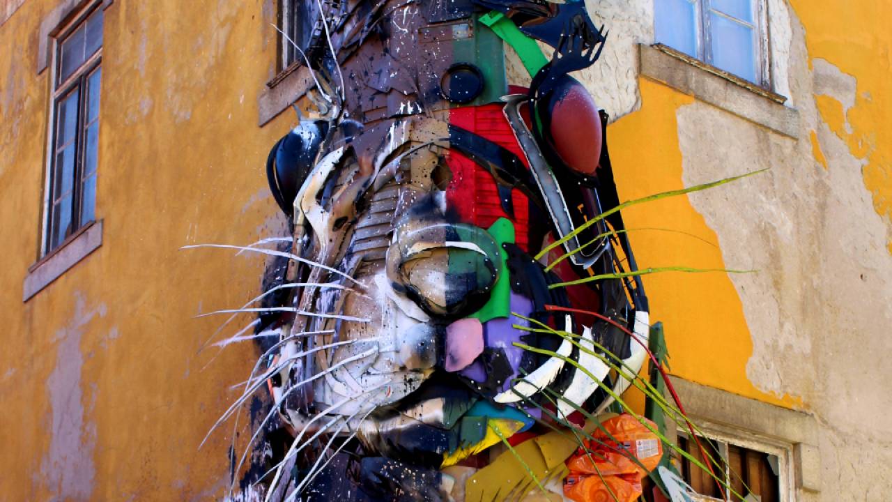 Discovery Walk in Porto’s Vila Nova de Gaia - views & Port wines!